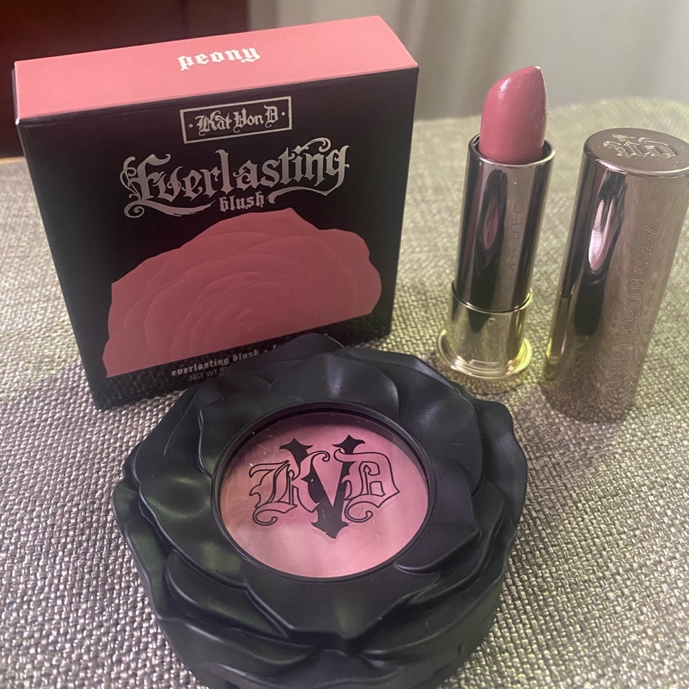 Kat Von D Blush and Lipstick duo 💄 🌟💕